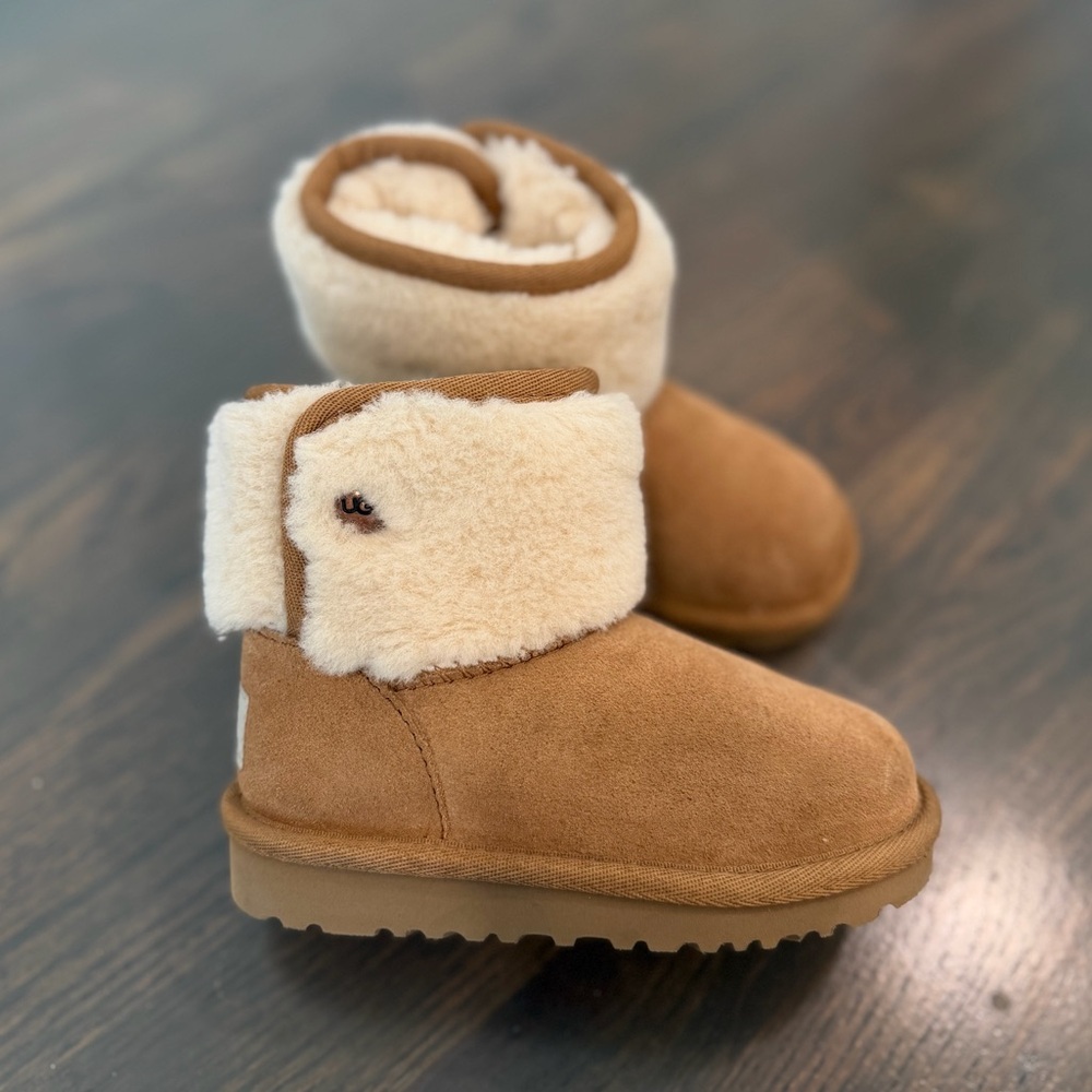 UGG KIDS Jona Luxury Classic Boot